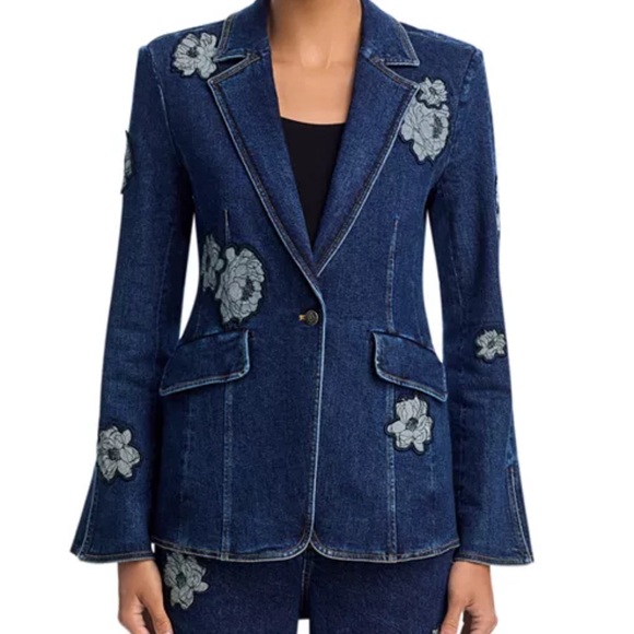 cinq a sept Jackets & Blazers - NWT Cinq à Sept Mills Denim Appliqué Blazer